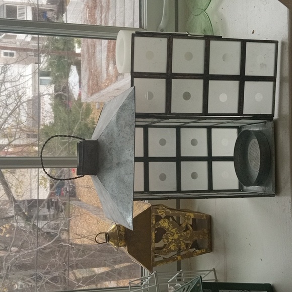 5 lanterns as pictured.  Will list sizes later.  EUC - Picture 5 of 9